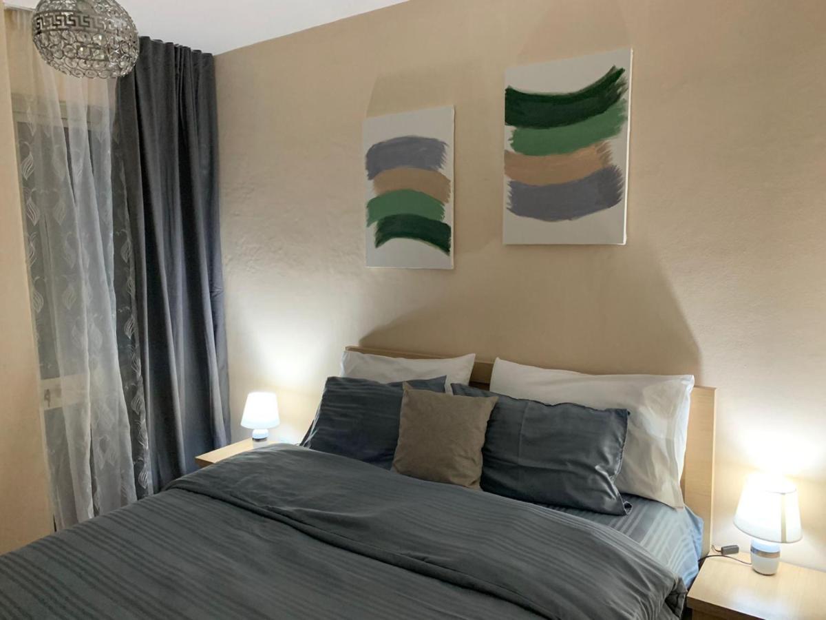 Chlo Apartment 2 Tiranë Ngoại thất bức ảnh